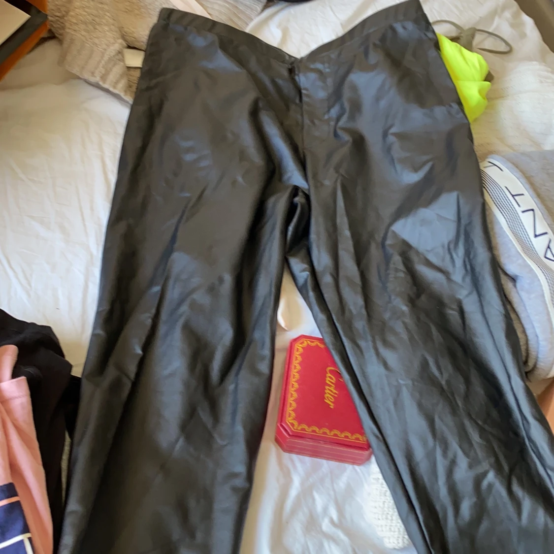 Storlek S, läser byxor 