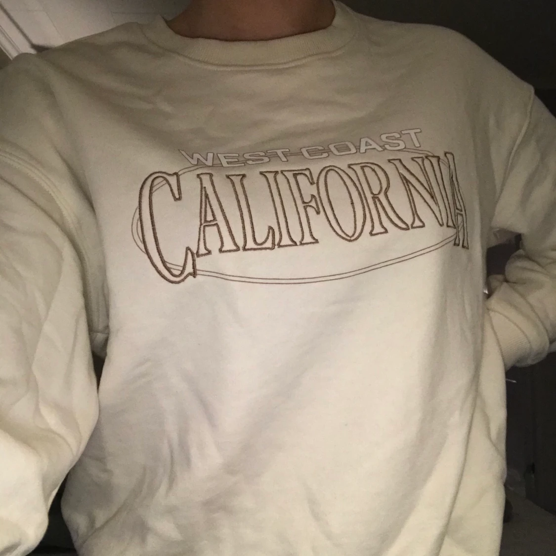 Krämvit sweatshirt med California tryck🙌🏼