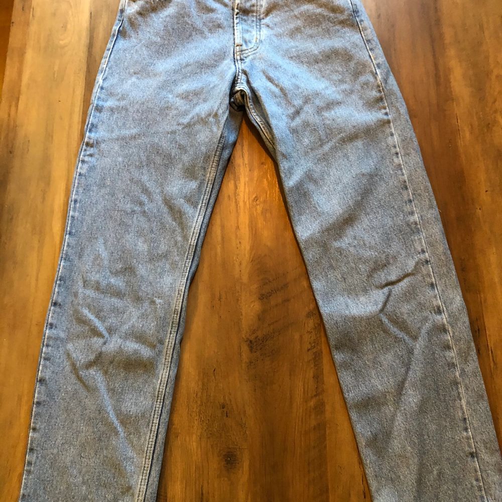 Weekday jeans (Easy) använda några gånger men i god skick.. Jeans & Byxor.