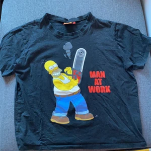 vintage the simpsons tröja - begagnat skick, inga hål och rökfritt hem med hund.