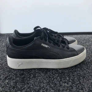 Strl 41 puma skor - Storlek 41 , svart/vita puma skor. Knappt använd i 10 minuter. Vid frakt kontakta mig