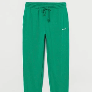 Mjukis - Intressekoll på dessa mjukis från hm, super populära, de var förstora på mig, storlek s