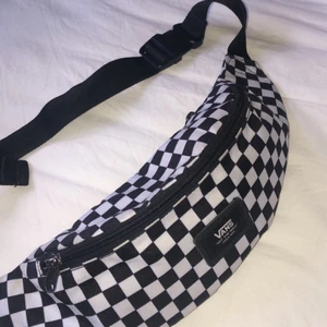 Vans midjeväska - Rutig vans midjeväska från junkyard! frakt tillkommer med 30kr😊