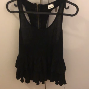 Gina Tricot Tshirt - well used