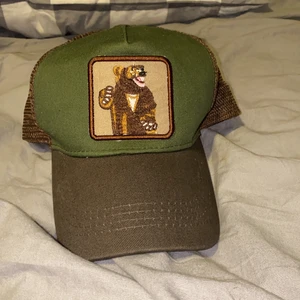 Keps - Säljer denna keps då den inte kommer till användning längre💕💕💕 ledande bud:120😃