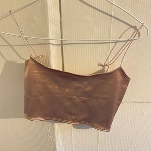 Snyggt linne! - Aldrig användt! Frakt tillkommer!