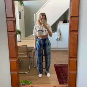 Vintage-byxor - Rutiga Vintage-byxor i sjukt bra passform. Otroligt sköna.