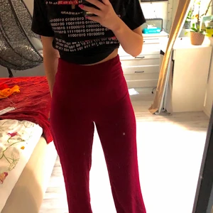 BikBok byxor - Fina BikBok kostymbyxor i storlek M. Grymt skick. Köparen står för frakt. 