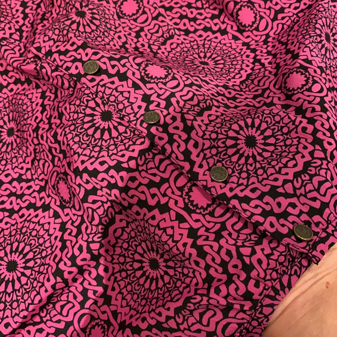 Lila svart blus! - 90