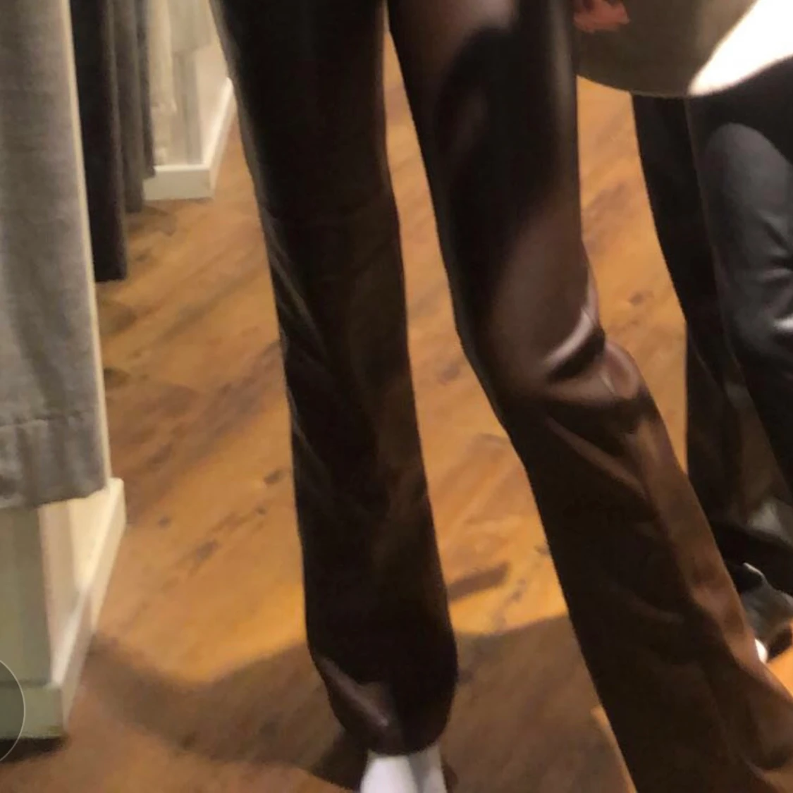 Bruna skinnbyxor - 90