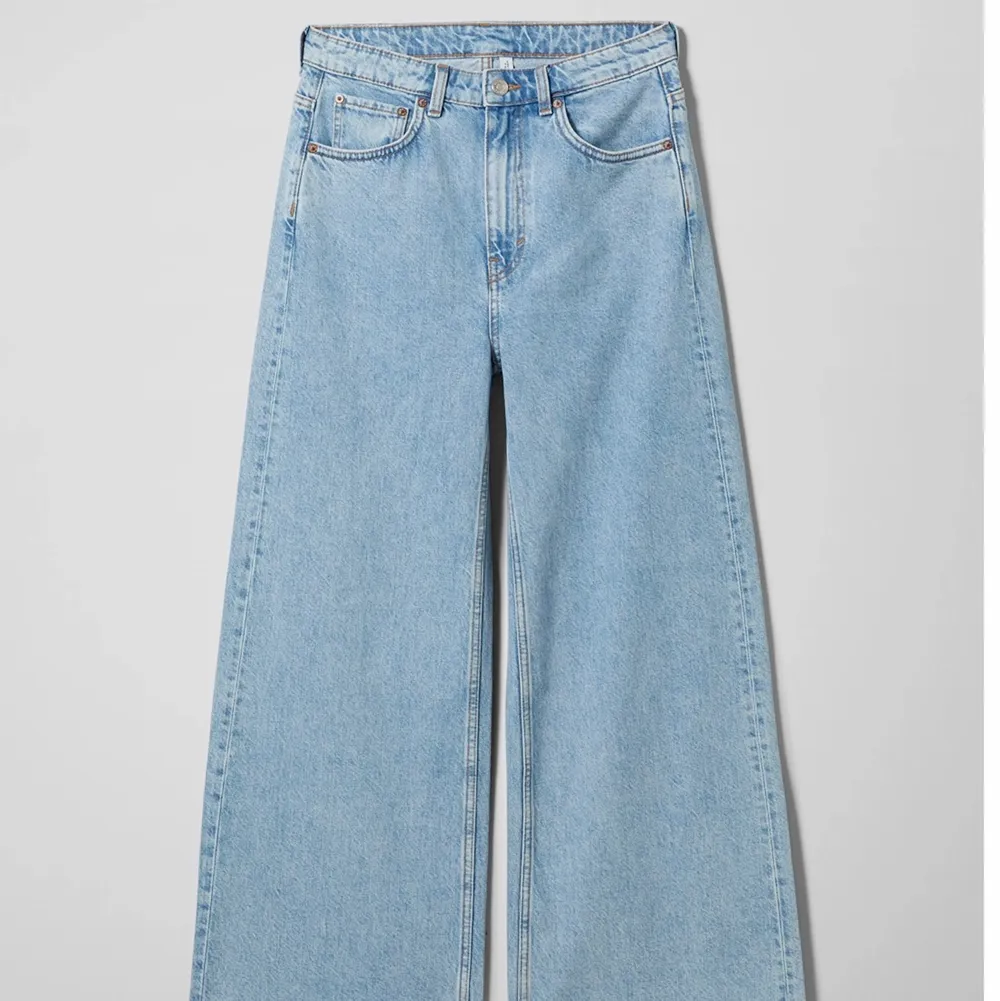 Weekday jeans i storlek W28, L32. . Jeans & Byxor.