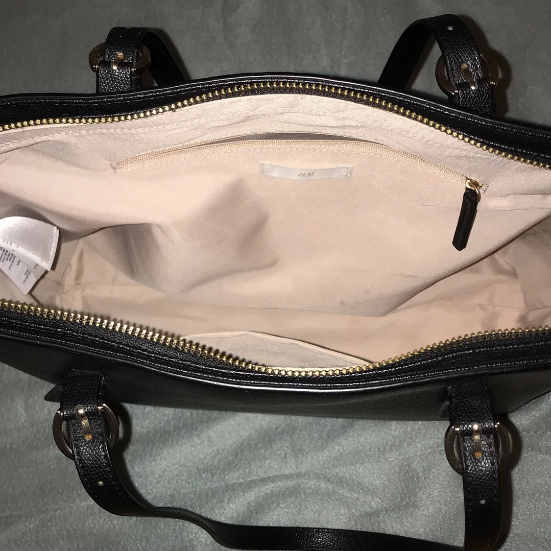  Svart axelväska från H&m - 90