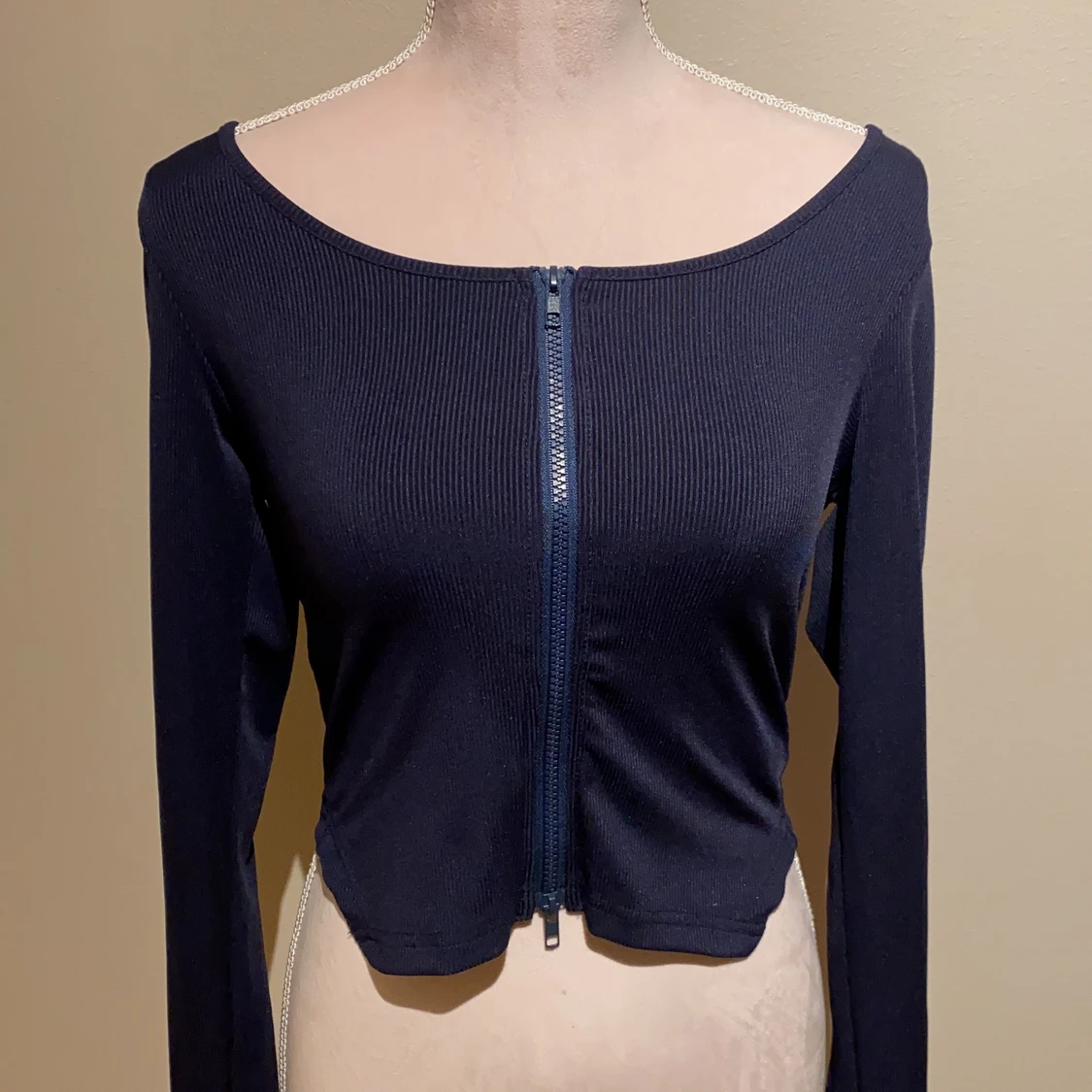 Marinblå tröja - 91