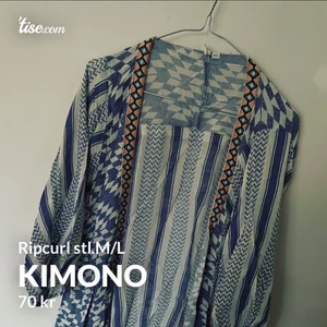 Kimono Ripcurl  - Kimono i blå/vit. Stl. M/L , kan skickas mot frakt 