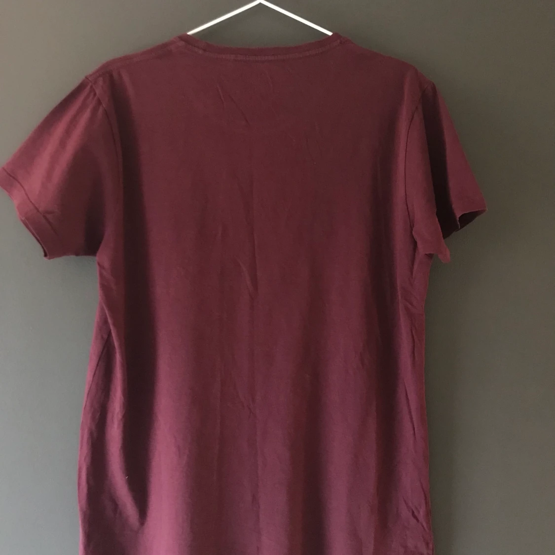 Vinröd t-shirt - 90