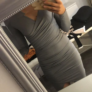 Klänning - Använt en gång. Från nelly storlek S