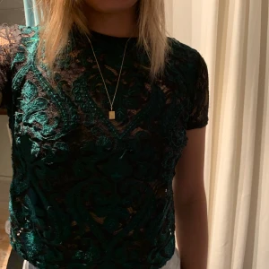 Topp från zara💖💞 - Storlek xs. Pris exklusive frakt 🚚 