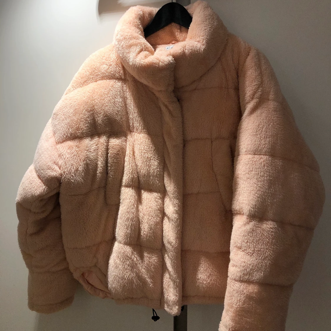 Fluffig pufferjacket  - 90
