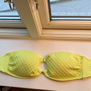 Bikiniöverdel - Bikiniöverdel från h&m