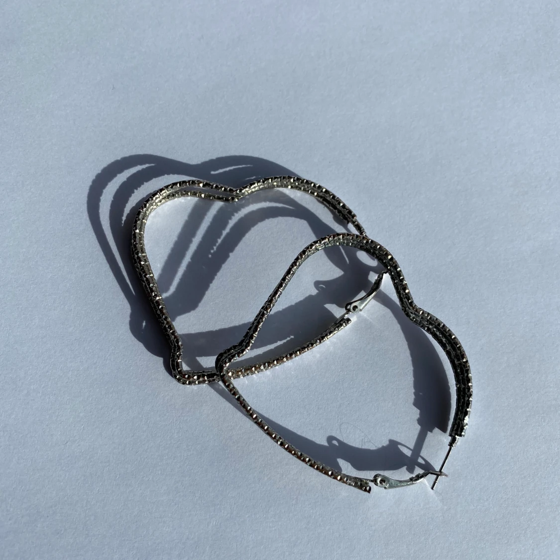 Gulliga hjärt hoops (gratis frakt 🚚)