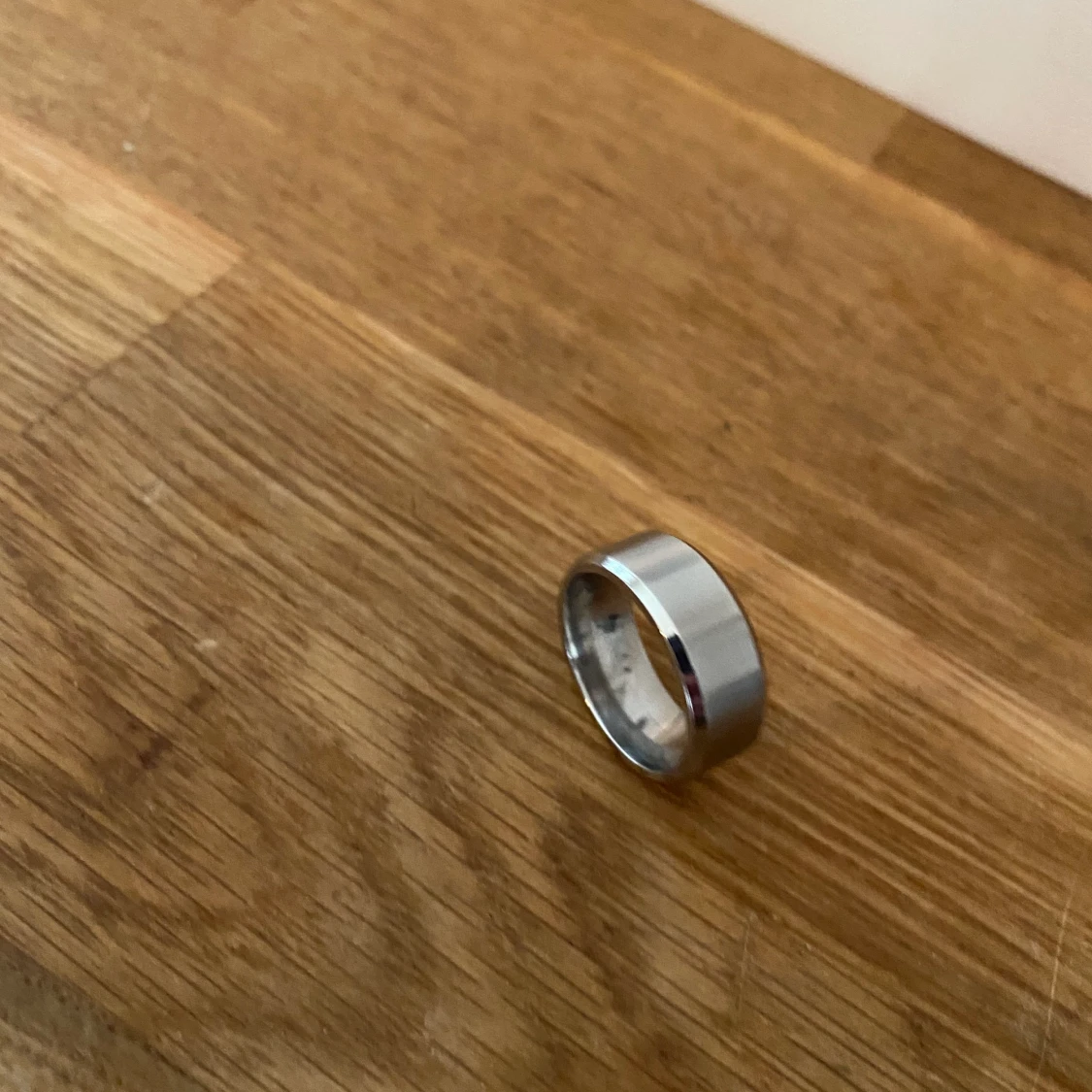 TJOCKARE JÄTTESNYGG RING