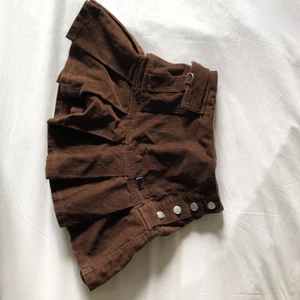 Brunkjol - Så snygg brunkjol som tyvärr var lite för kort för min smak