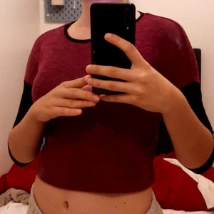 purple sports top,RIVER ISLAND. - top in good condition, for sports. 