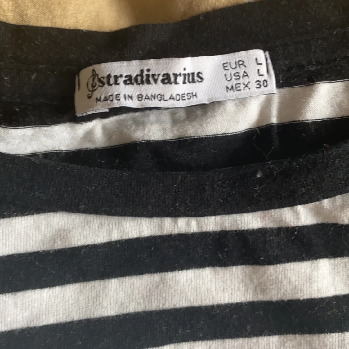 T-shirt från stradivarius - 91