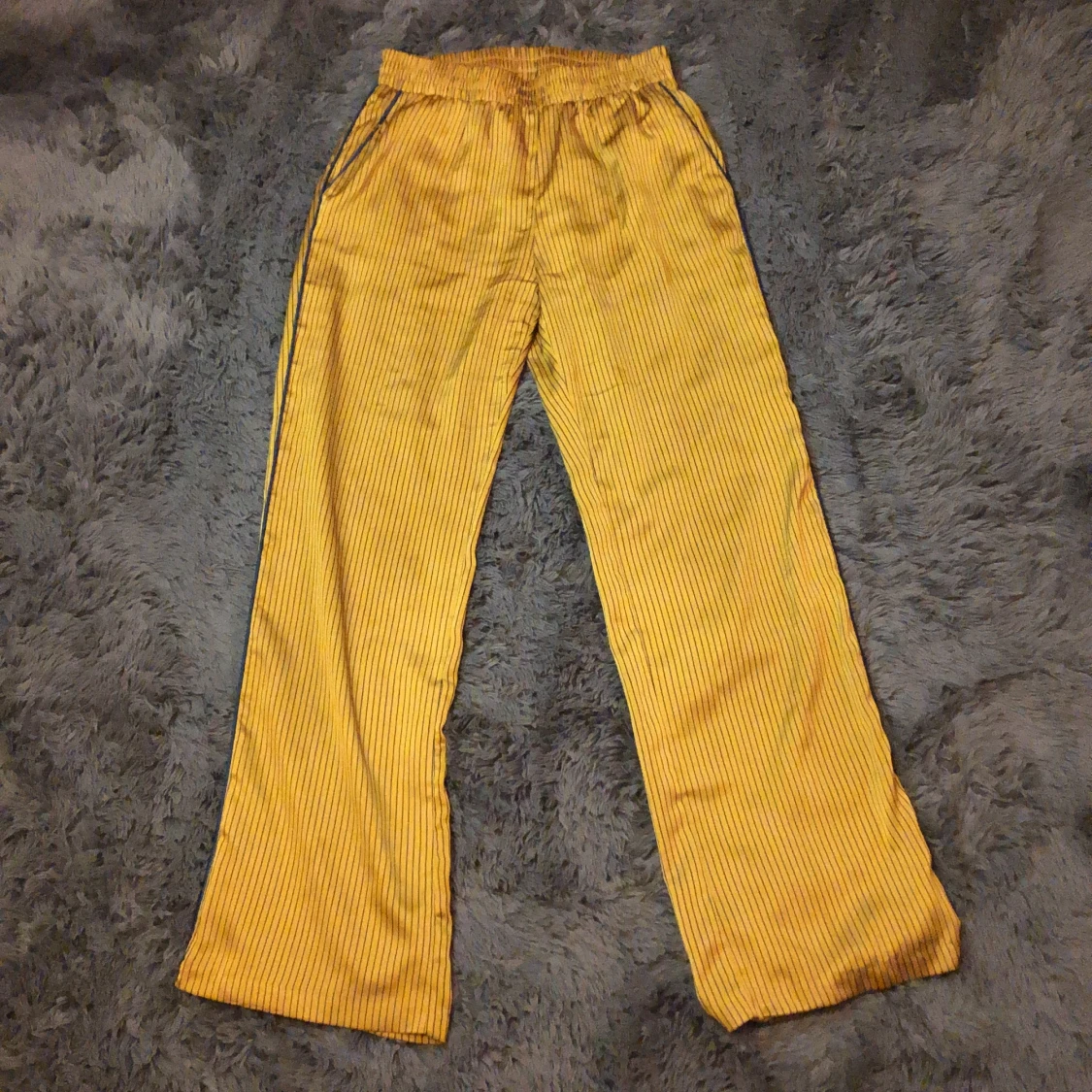 Neo noir byxor strl S - 90