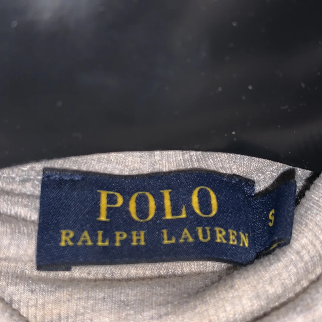 Grå Polo tröja i strl S - 91