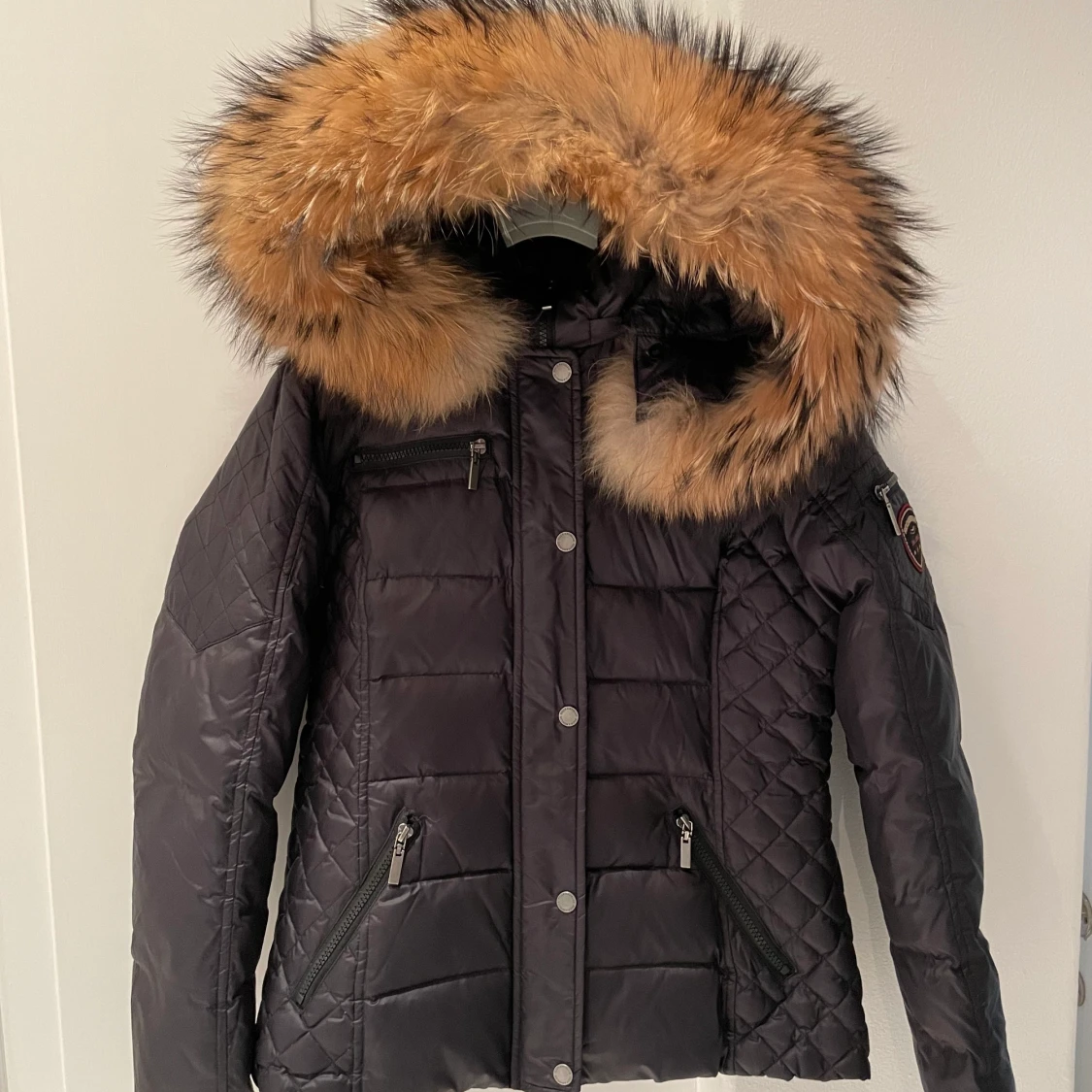 Vinterjacka med päls, strl 40 (M)