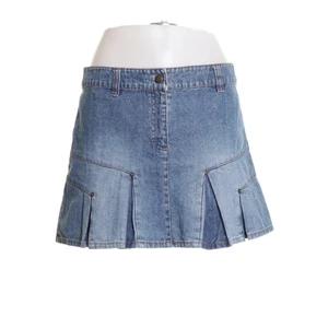 Jeanskjol - Jeanskjol från sellpy :)