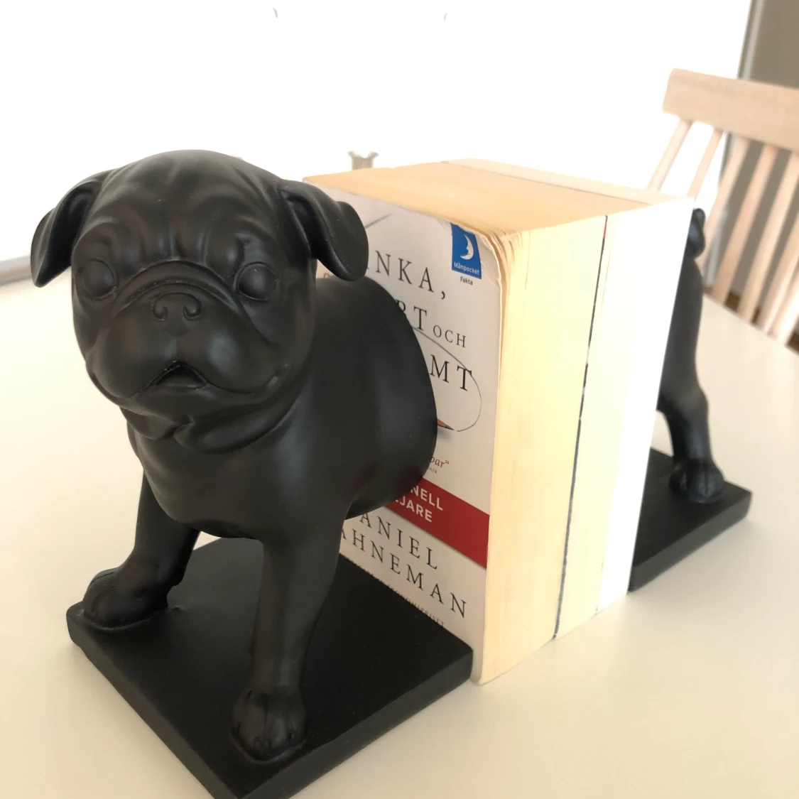 Jättefint bokställ - 90