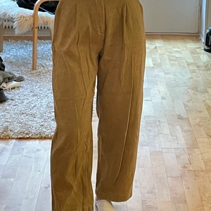 Gate 31 bruna byxor i storlek s - 100% bomull 