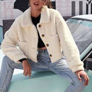 Teddy Jacka 34 - Köpte denna Teddy Jacka i höstas och har kommit till användning en del, fint skick! Två första bilderna är lånade!