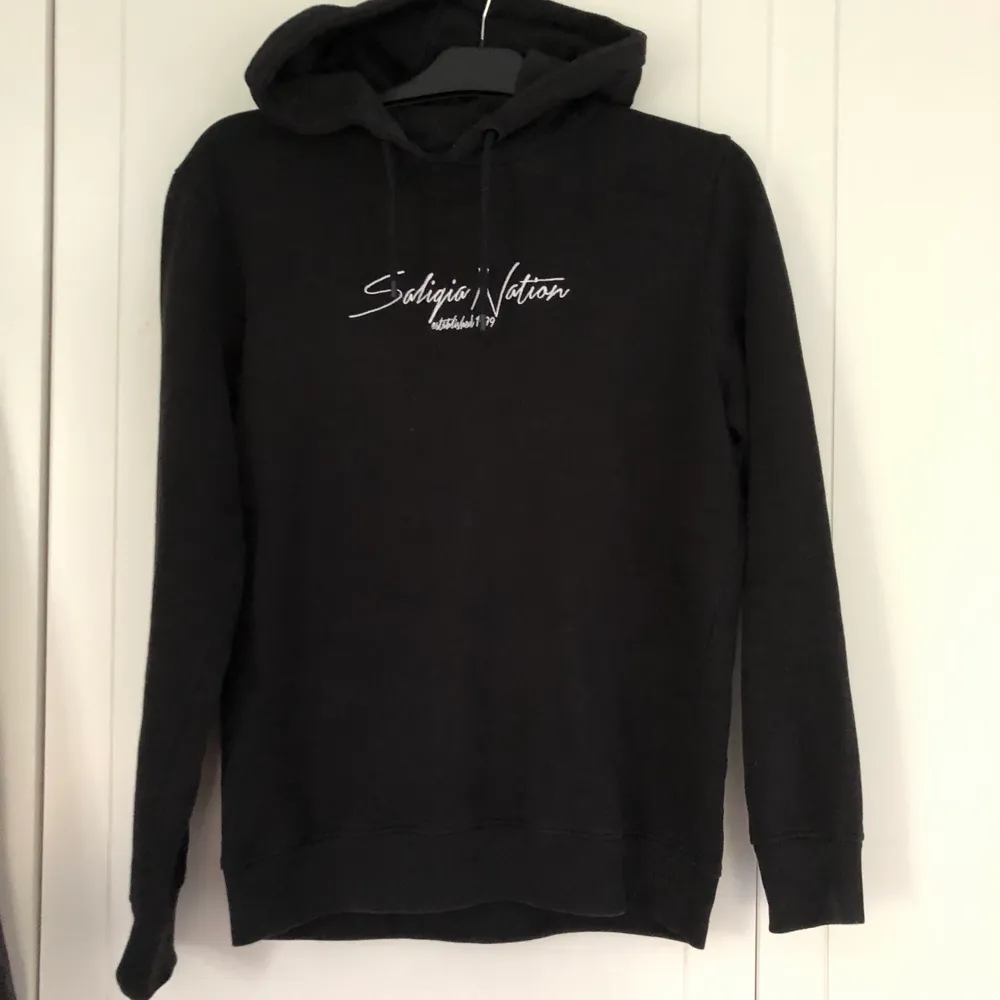 Snygg huvtröja. Hoodies.