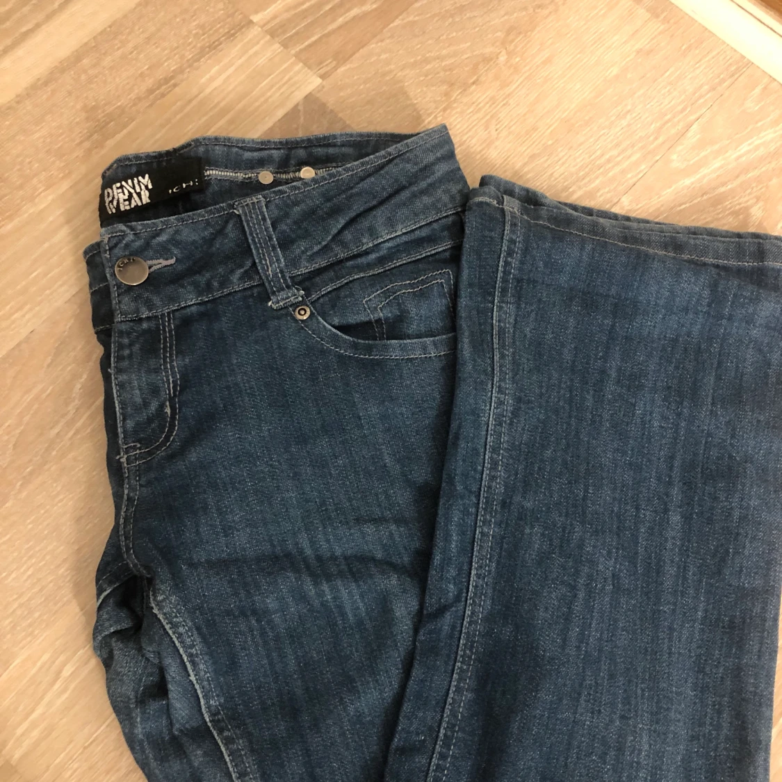 Kågmidjade jeans  - 90