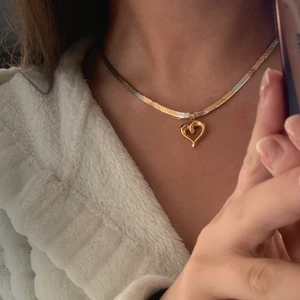 Guldhalsband 18k - Säljer detta halsband, vitt, rött och gult guld. 18 karat. Hör av er vid intresse❤️‍🔥