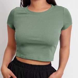 T-shirt - Näst intill oanvänd t-shirt