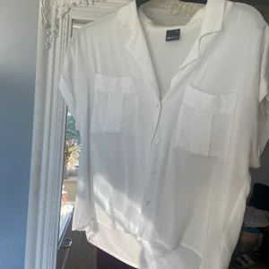 Blus - Gullig blus🤍