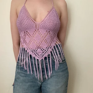 Virkad topp  - En rosa virkad topp med pärlor, fin kvalitet 💕 köpt för några år sedan på second hand butik 