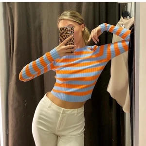 Tröja från zara  - Randig tröja från Zara, stretchig! Jättebra skick 