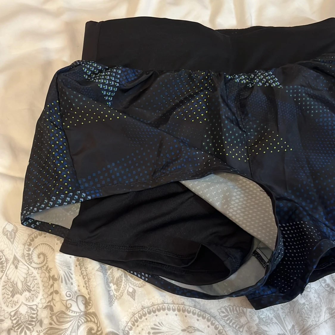 Mörkblåa lösa sportshorts - 90