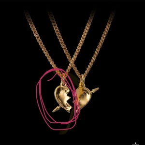 Maria Nilsdotter halsband  - Säljer ett Maria nilsdotter halsband. Nästan helt oanvändt.  Nypris 2150kr. ❤️