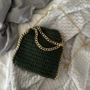 Virkad väska - Egenvirkad väska 20x20 cm