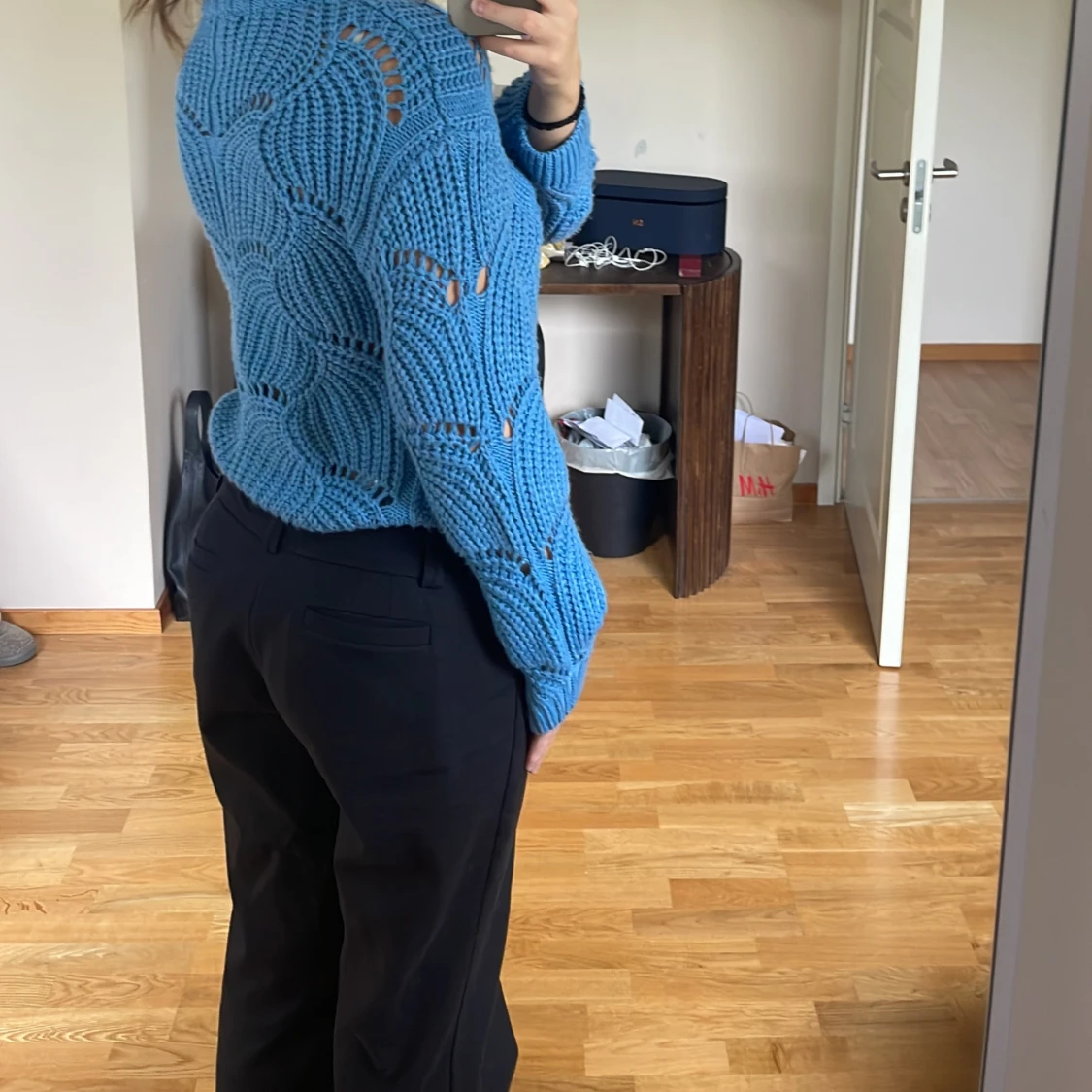 Blå virkad tröja - 91