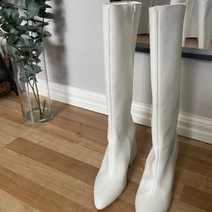 Klackar - Helt oanvända från Nelly✨ nypris 599kr