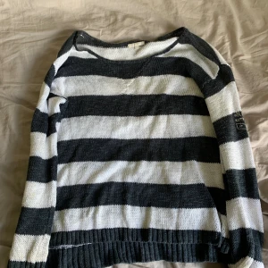 Randig tröja Rabalder - Storlek M, från Rabalder, stickad 