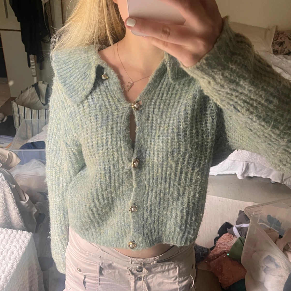 Grön stickad kofta