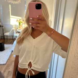 Vitt fin topp - Super fin vit topp❤️❤️❤️